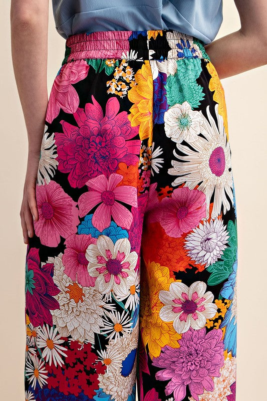 Floral elastic waist pull on pant