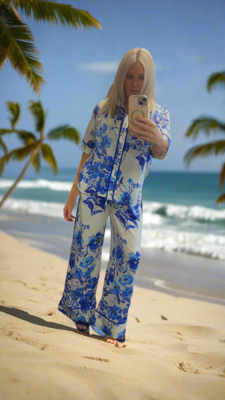 Blue floral pull on pants