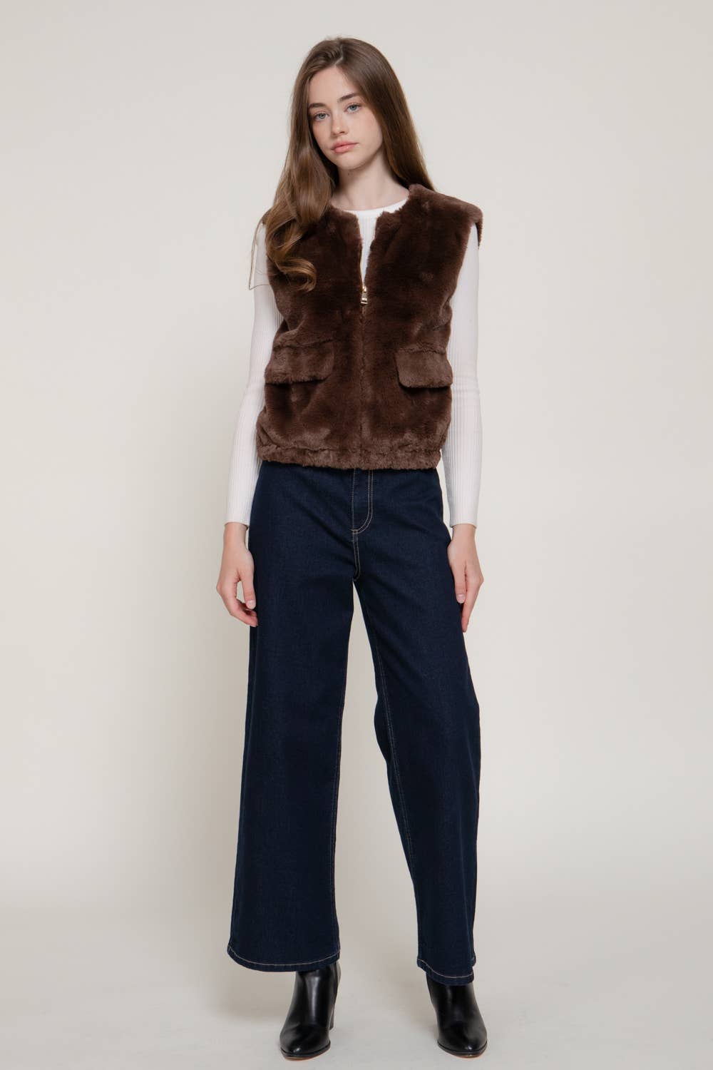 Round Neck Front Zipper with Flap Pocket Faux Fur Vest