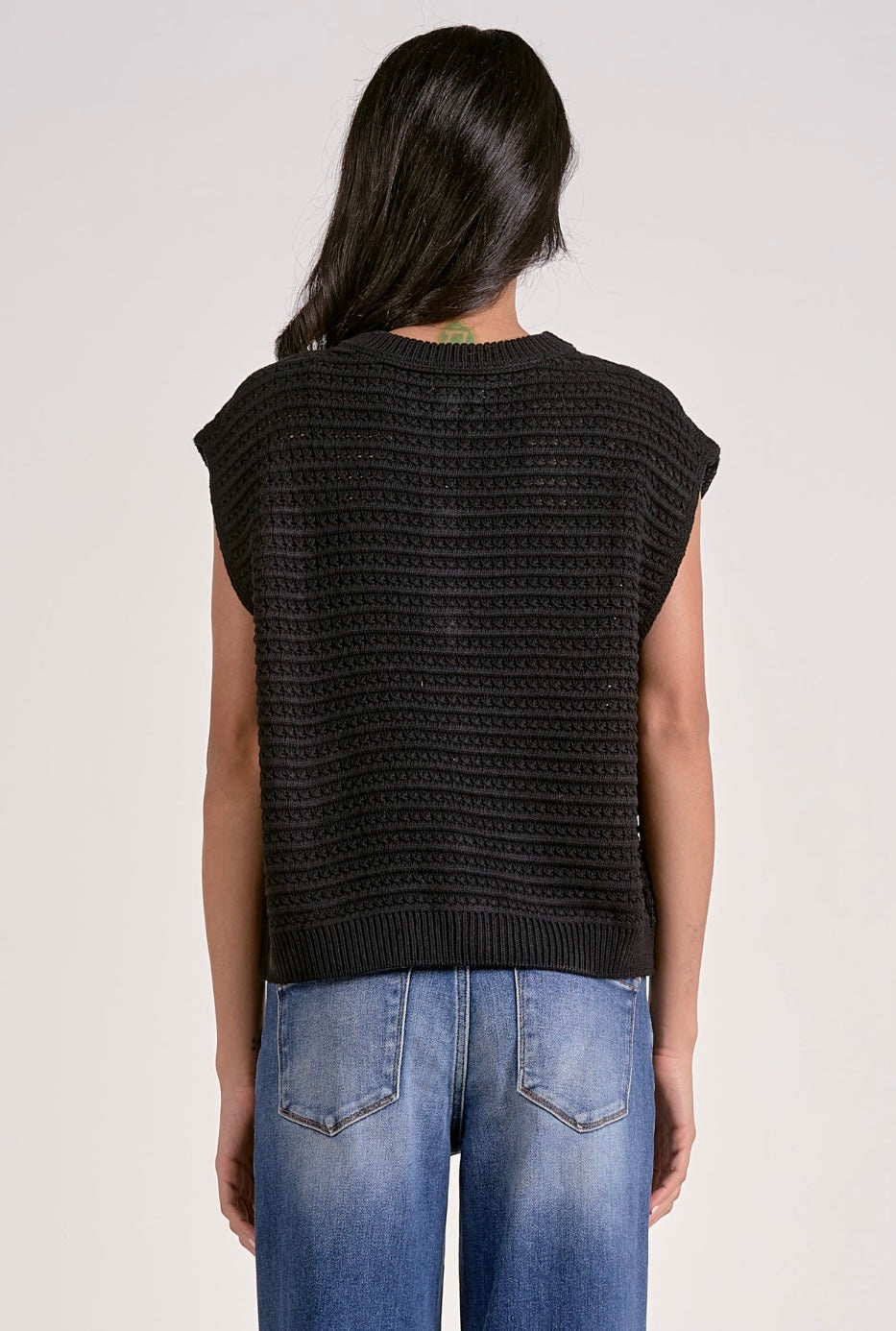 Sleeveless sweater cardigan by Elan