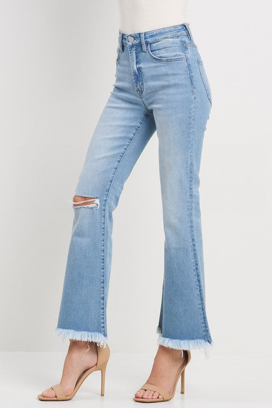 Crop flare with knee slit