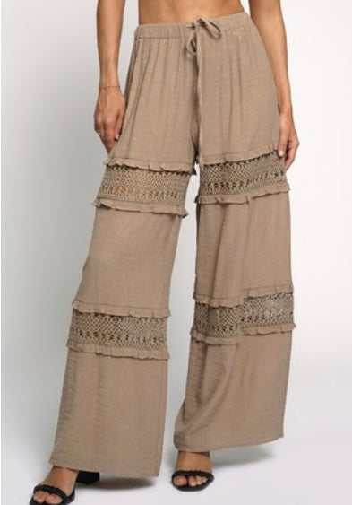 Open lace detail pull on pants (2 colors)