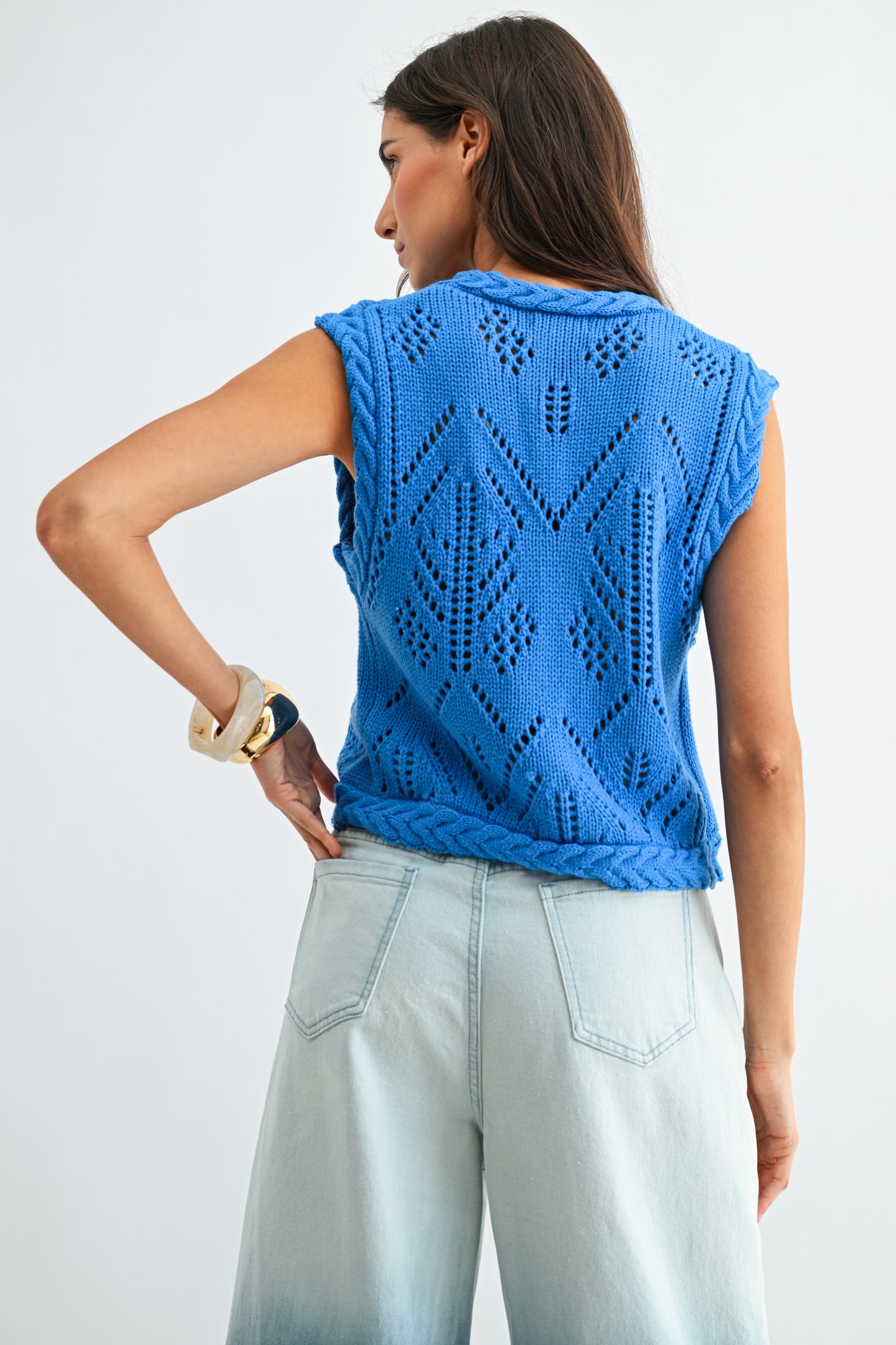 Cable knit cropped vest