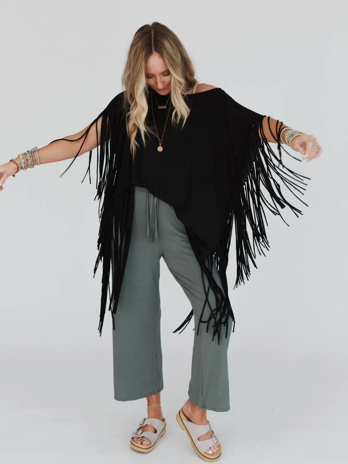 Showstopper fringe top (3 colors)