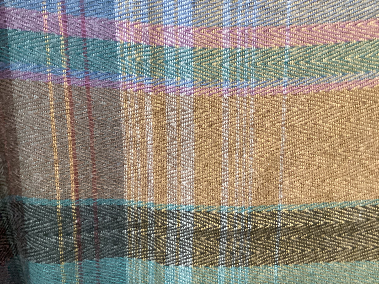 Cozy plaid wrap (one size)