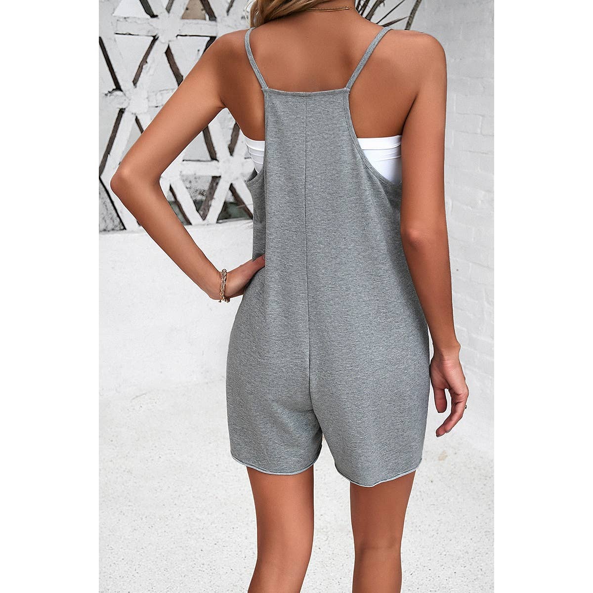 Spaghetti strap romper (2 colors)
