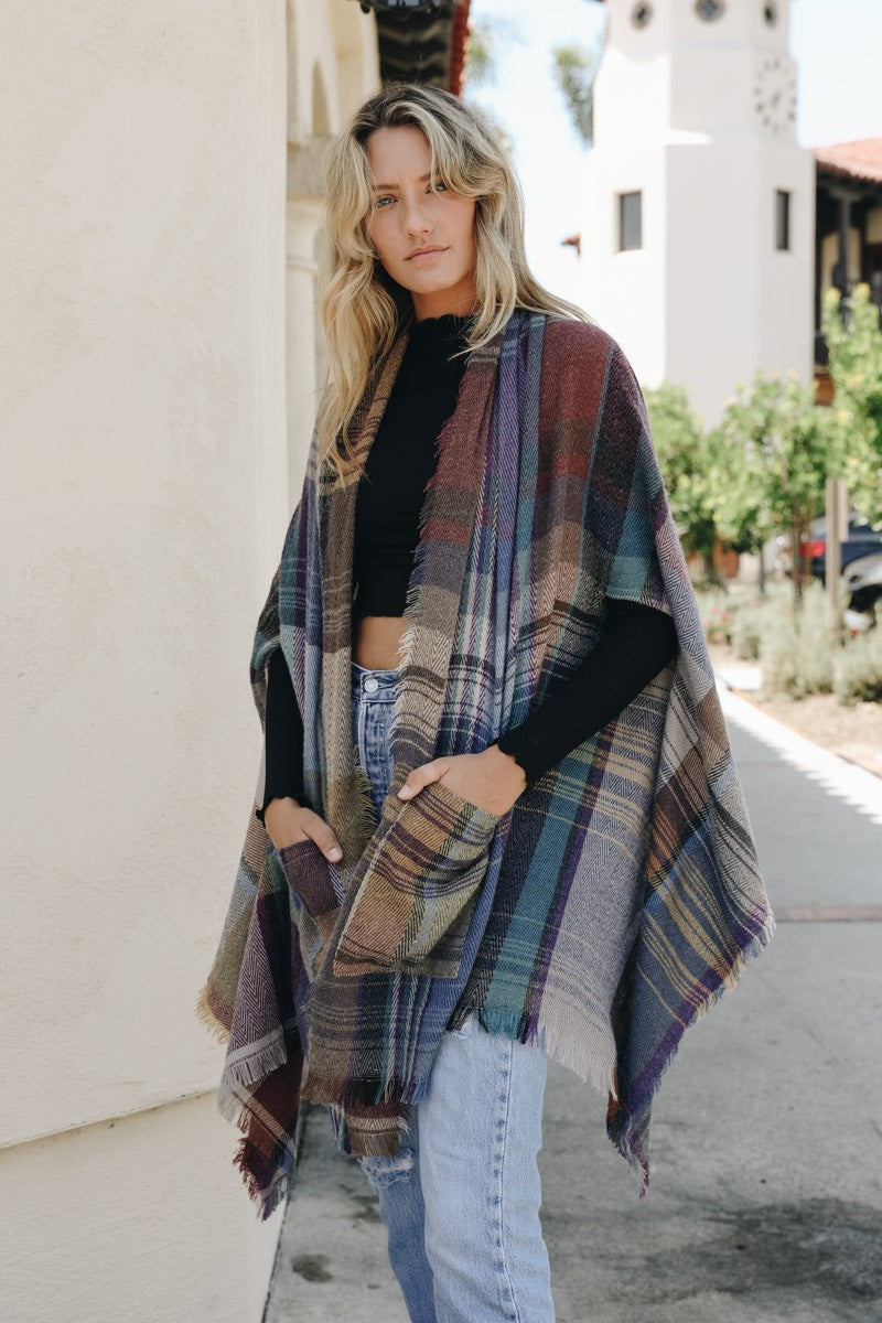 Cozy plaid wrap (one size)