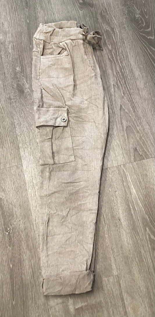 Crinkle corduroy cargo jogger in beige