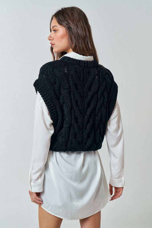 Cable knit sweater vest in black