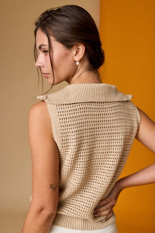 Open knit zip collar sleeveless sweater