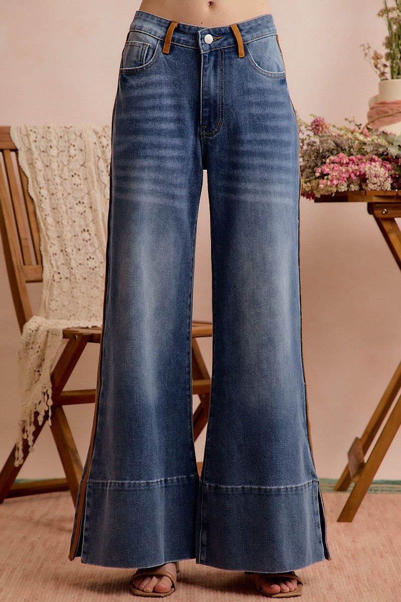 Wide leg flare with side seam detail