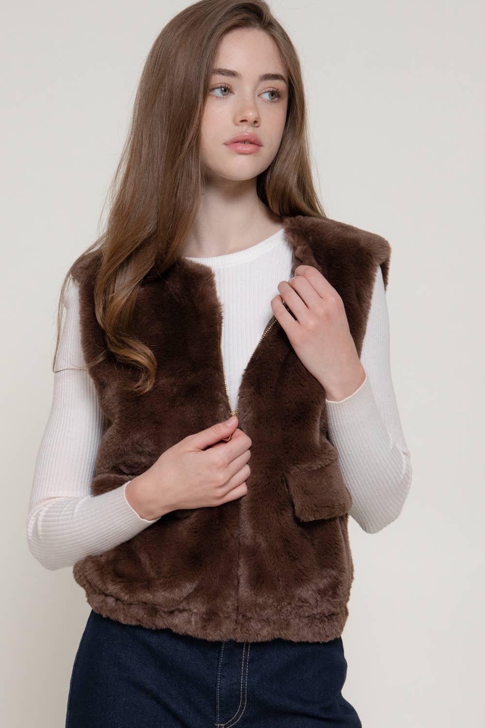 Round Neck Front Zipper with Flap Pocket Faux Fur Vest