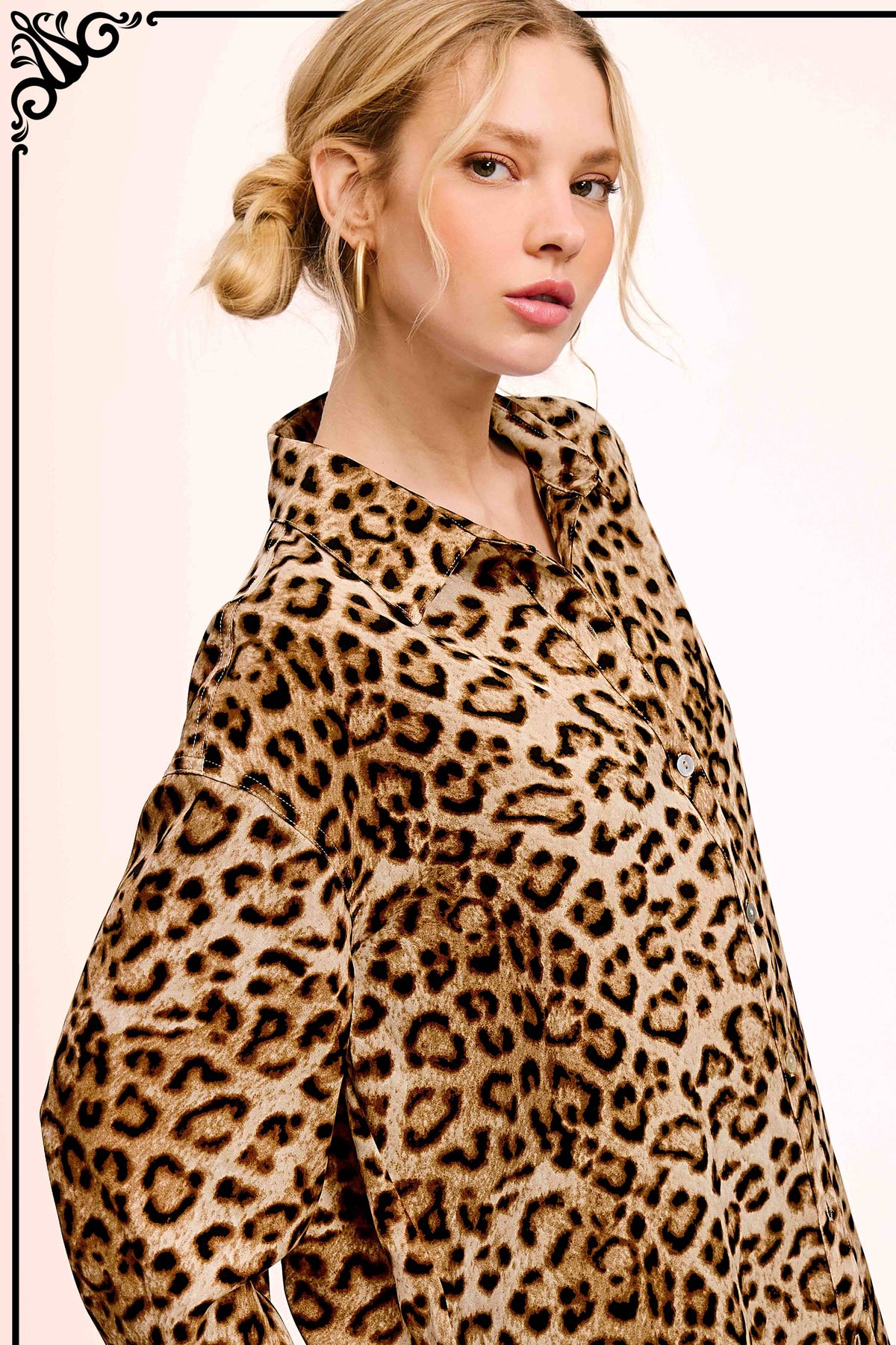 SRT7902-Leopard Printed Button Down Shirt Long Sleeve Fall