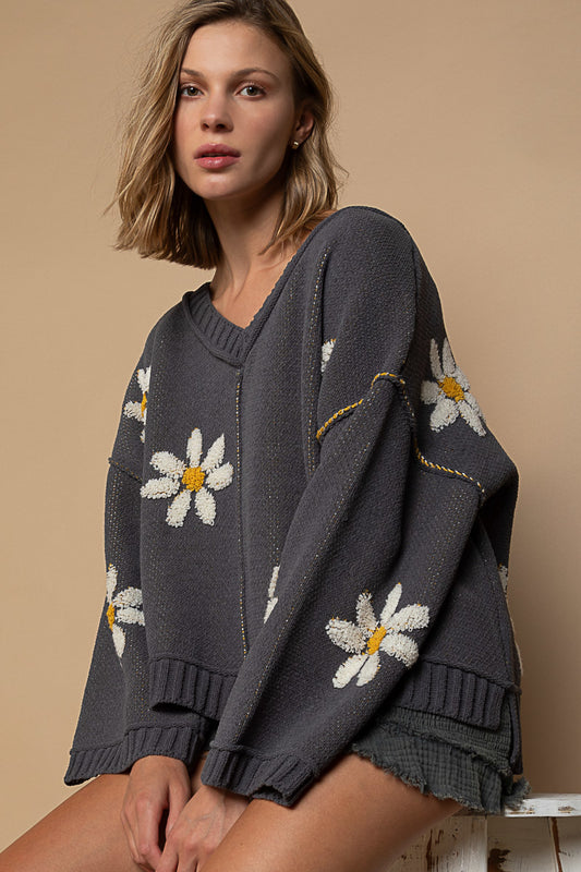 Gray chenille v neck pullover with daisy detail