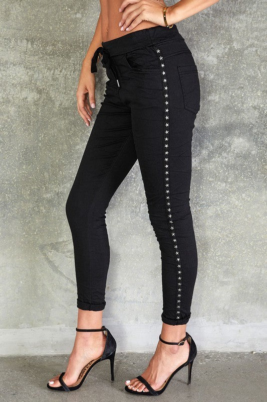 Star studded crinkle jogger