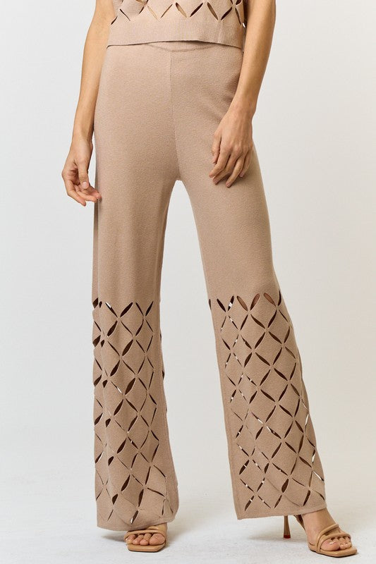 Cut out leg sweater pant