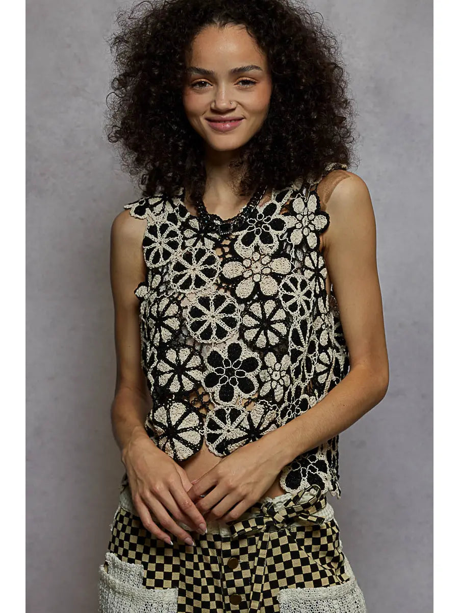 Black/natural sleeveless crochet top (one size)