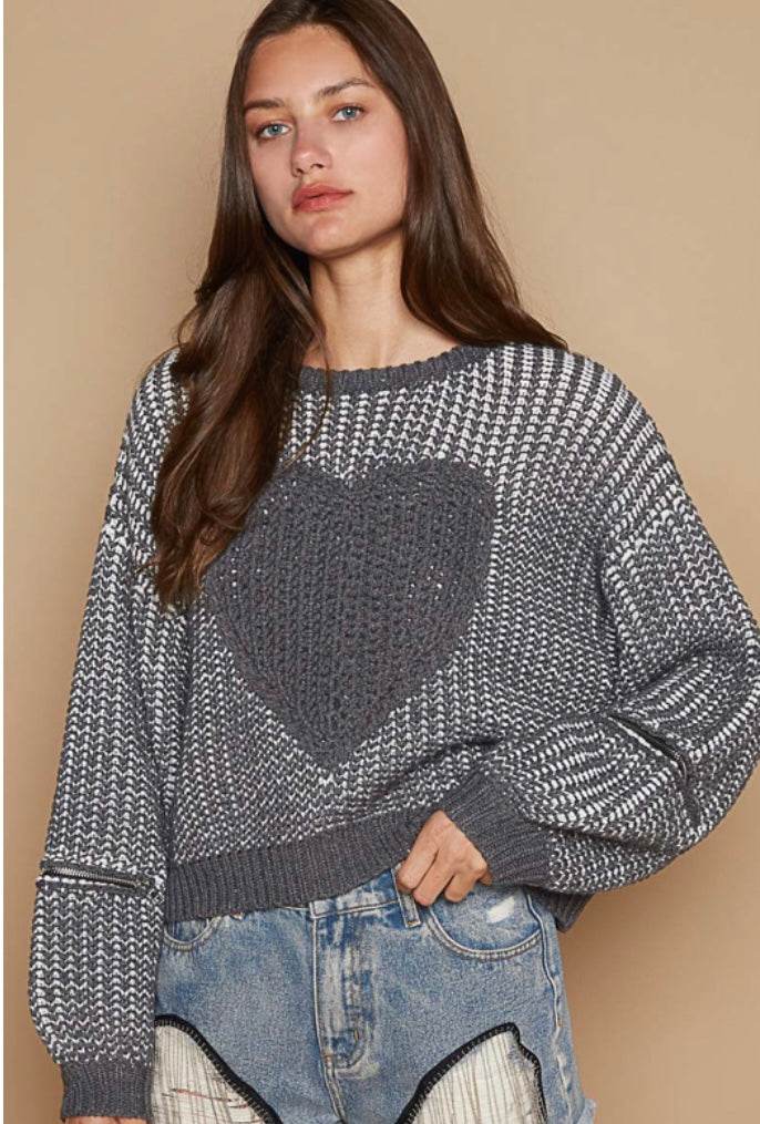 2 tone heart sweater in charcoal