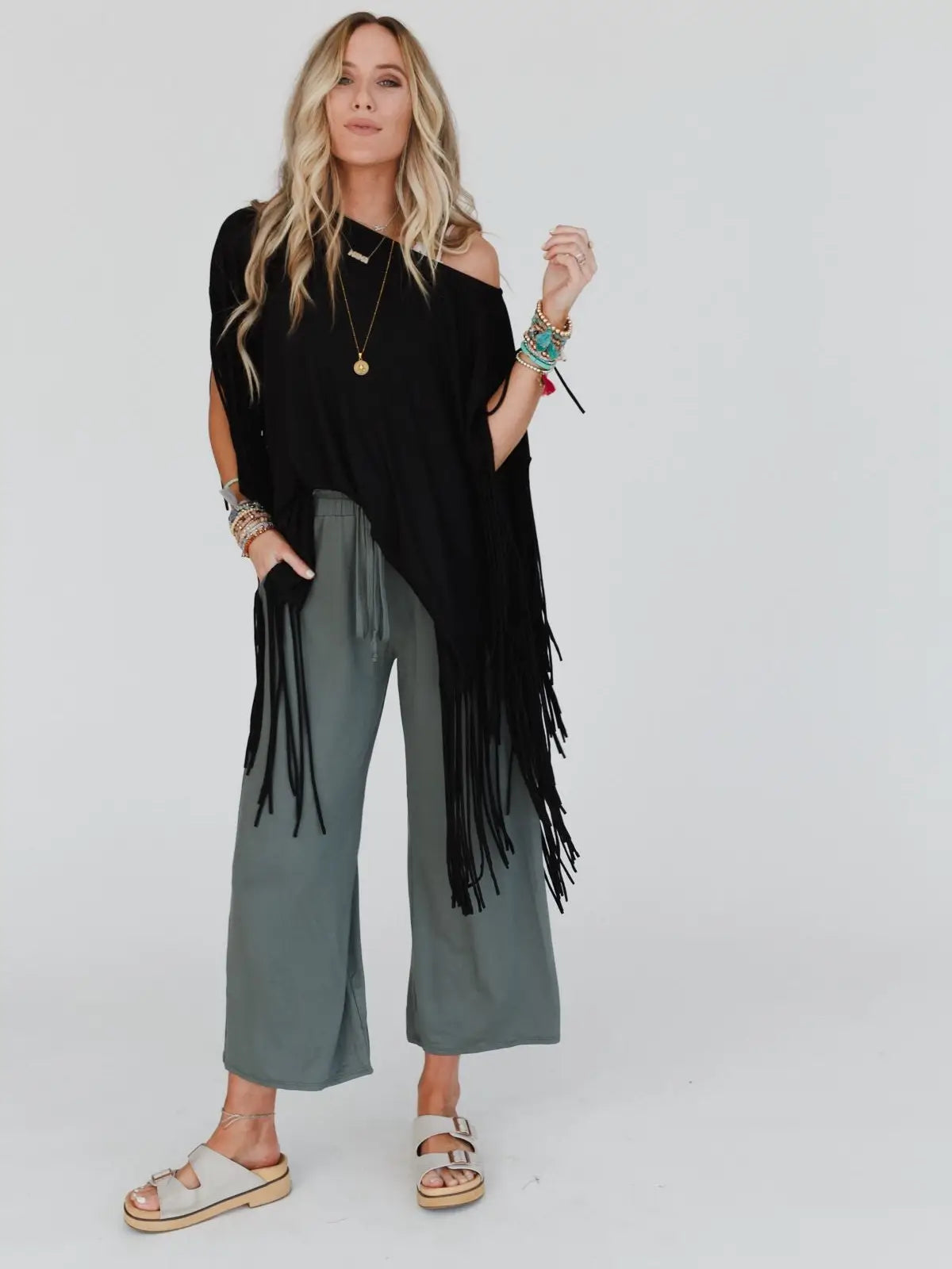 Showstopper fringe top (3 colors)