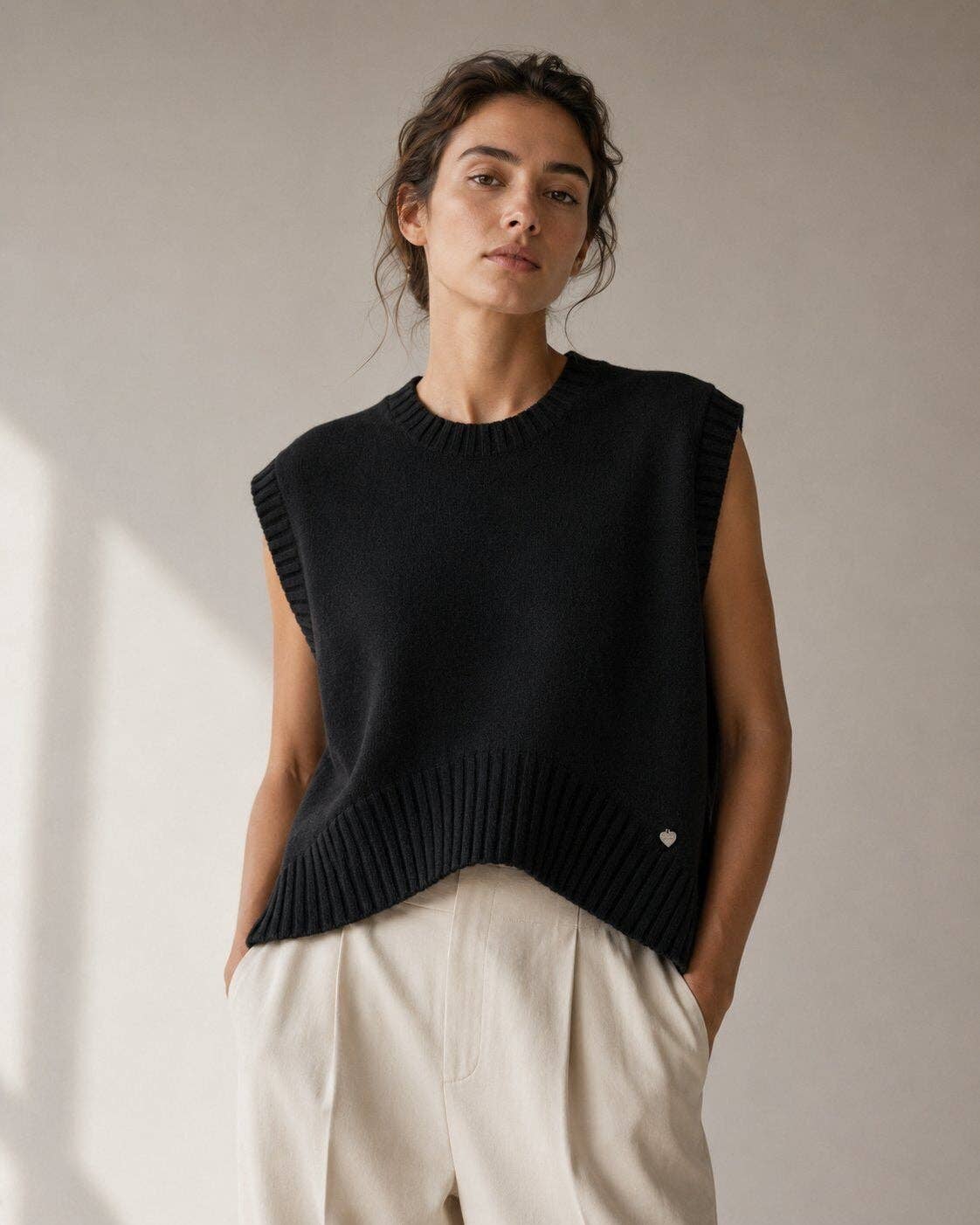 LUBXC2 Chocolate Knit Vest