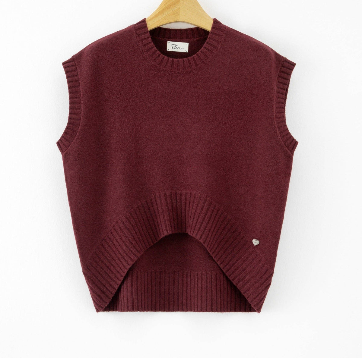 LUBXC6 Burgundy Boxy Knit Vest
