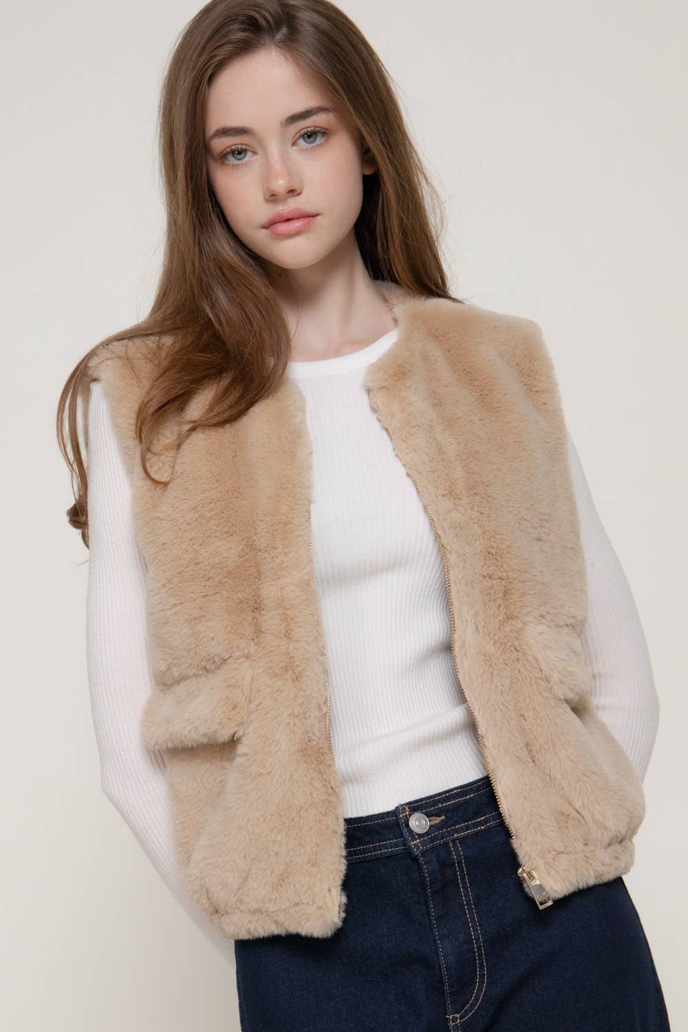 Round Neck Front Zipper with Flap Pocket Faux Fur Vest